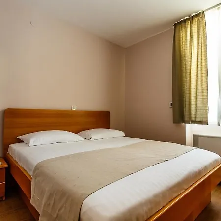 Frajona * مالينسكا